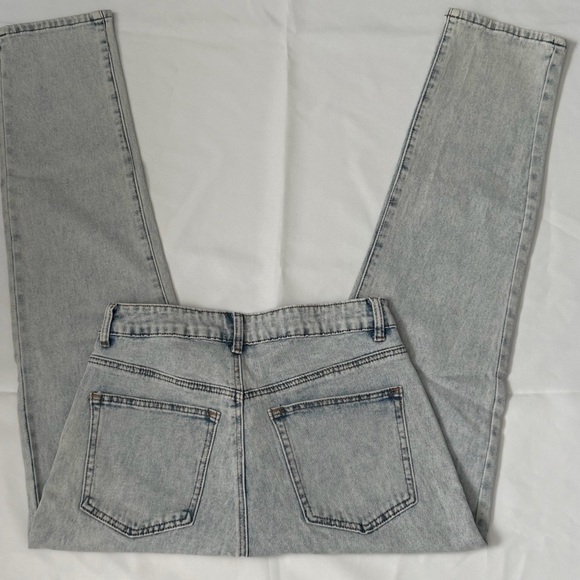 Princess Polly light acid wash jeans Sz 6 - Picture 5 of 5